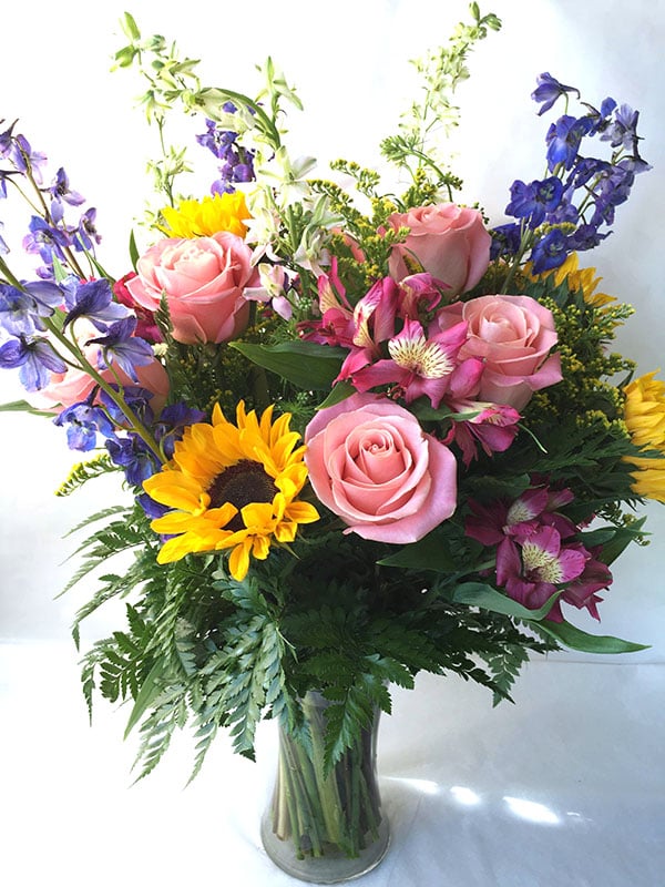 Sunflower & pink rose bouquet