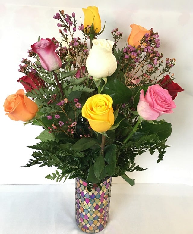 Mixed roses in mosaic vase